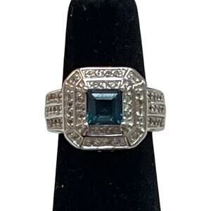 Beautiful 925 SILVER RING Blue Stone Size 4.75